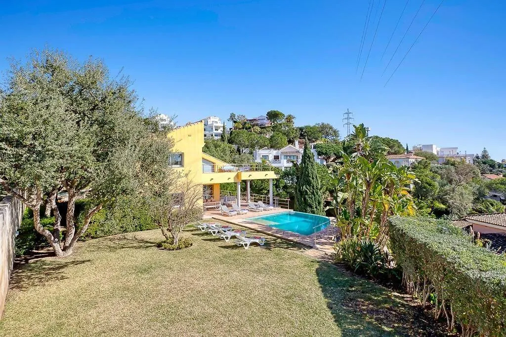 Luxury Villa With Spectaculair Views By Varenso Holidays Marbella Daire