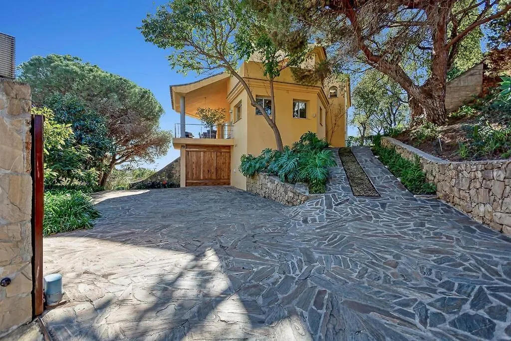 Luxury Villa With Spectaculair Views By Varenso Holidays Marbella