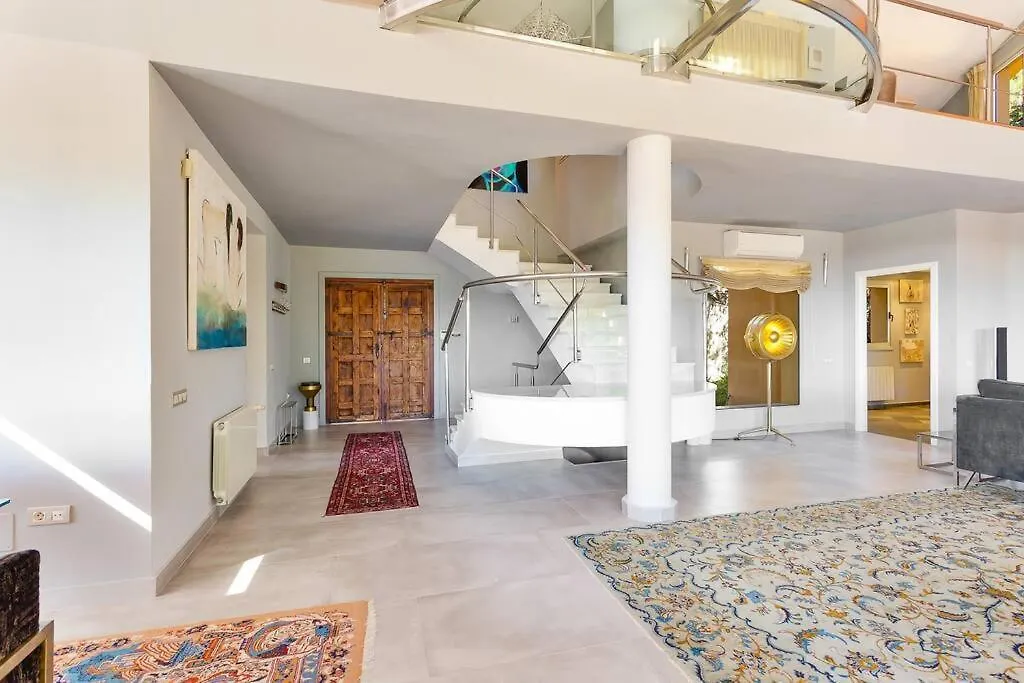 Luxury Villa With Spectaculair Views By Varenso Holidays Marbella 0*,