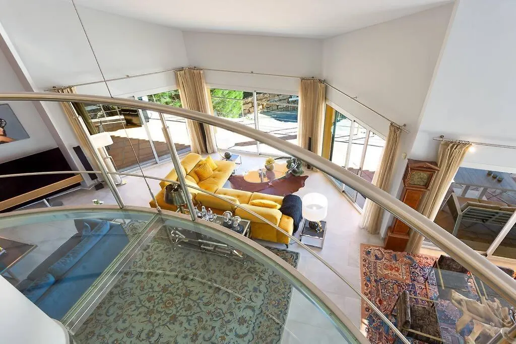 Luxury Villa With Spectaculair Views By Varenso Holidays Marbella